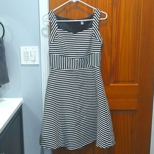 Halogen Retro Black & White Stripe Dress - size 4